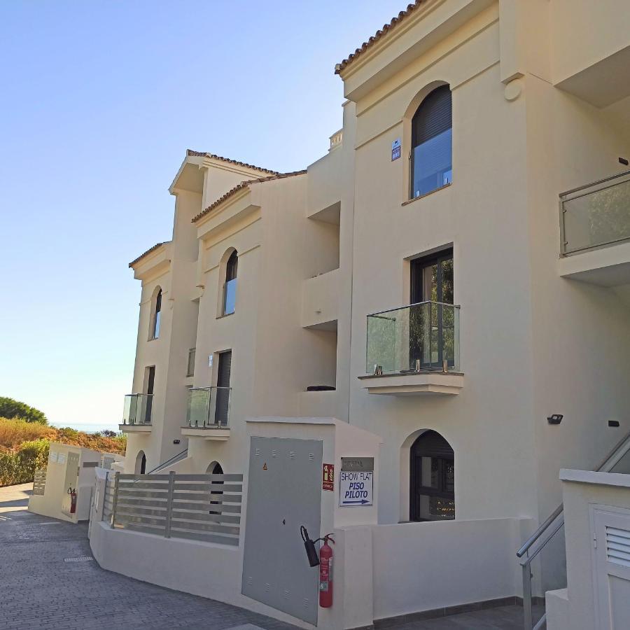 La Paloma Beach Apartment With Pool By Casa Del Sol Hr Manilva Eksteriør bilde